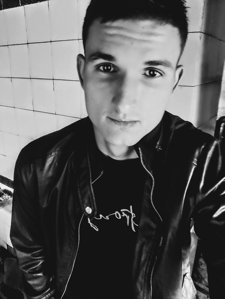 ���� 36939190 ������� ����, 32 ����, ���� ���������� � ����������