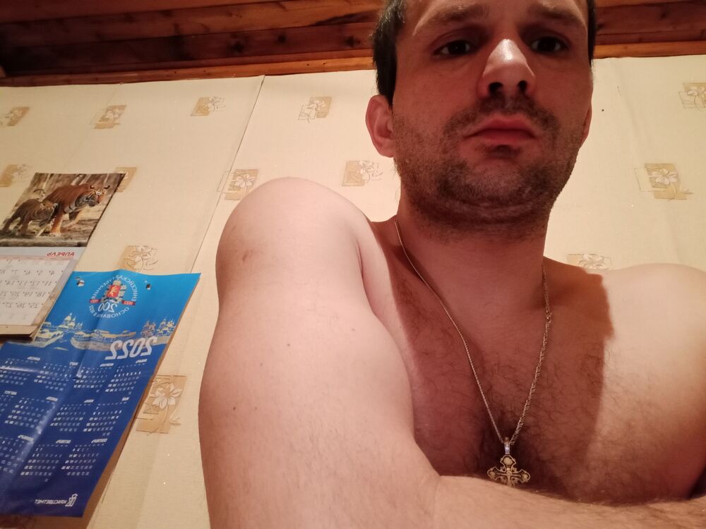  ,   Oleg, 40 ,   ,   