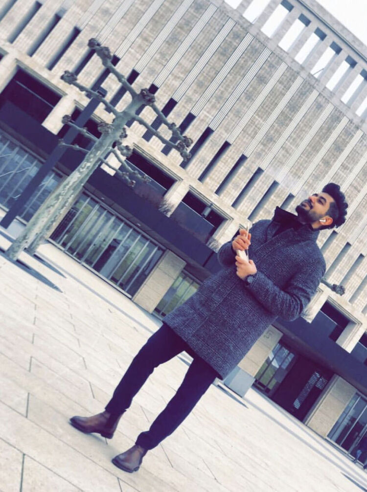  ,   Hasan, 29 ,   ,   , c 