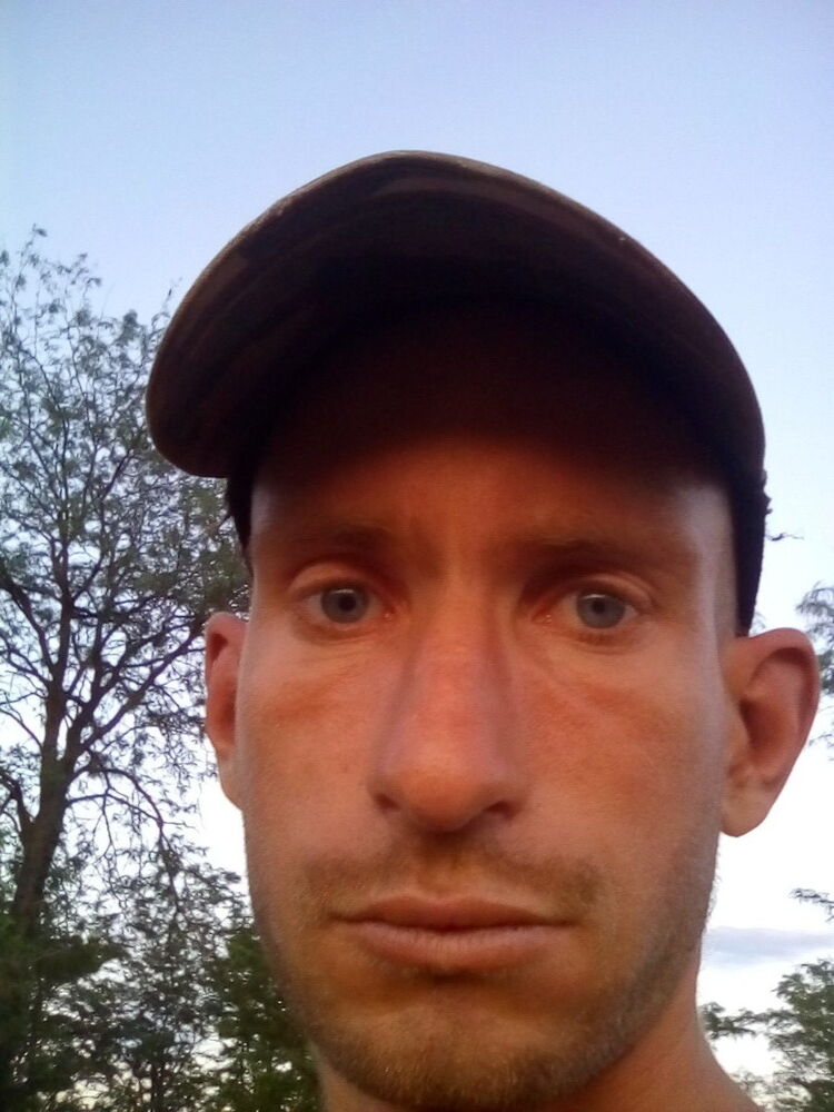  17102290  Nikolaj, 36 ,    