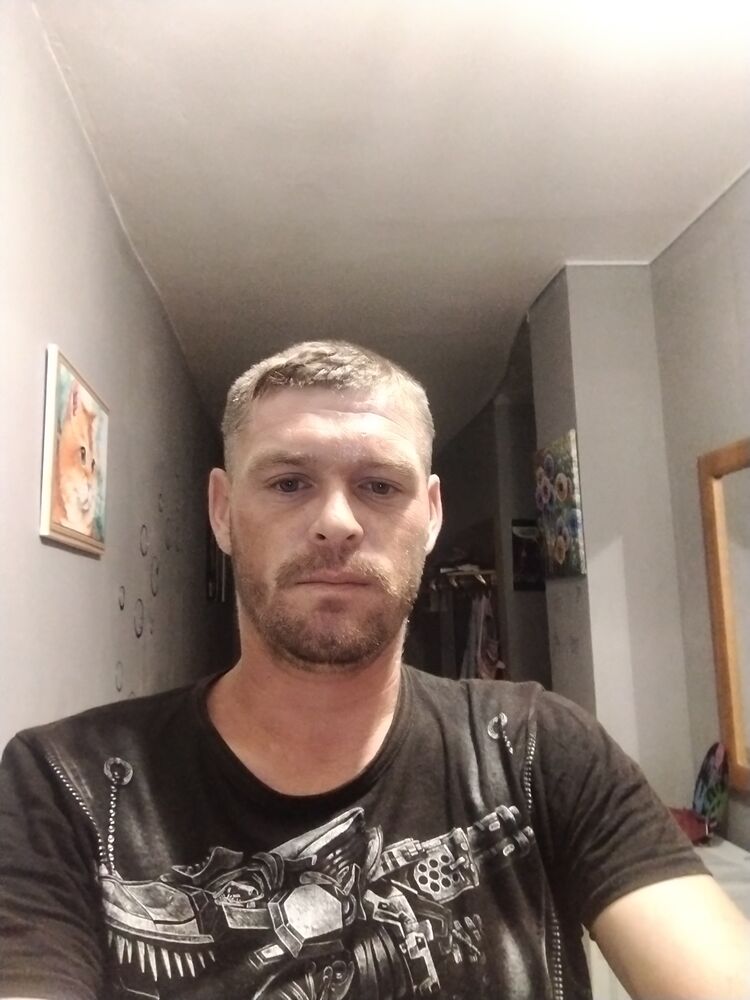  44984250  , 37 ,    