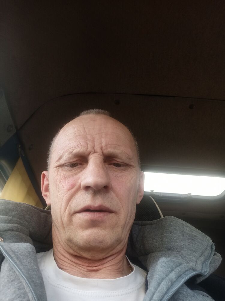  48280510  , 51 ,    