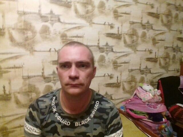  15807810  , 44 ,    
