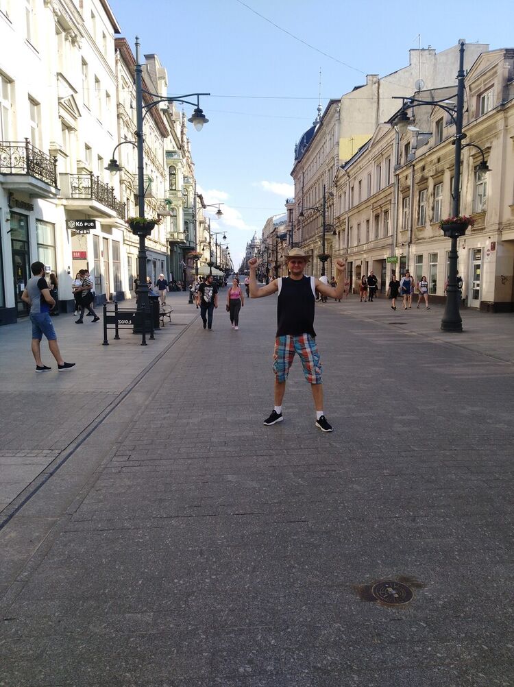  21514120  Oleg, 50 ,    