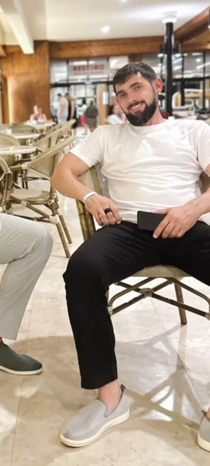  ,   Amir, 36 ,     