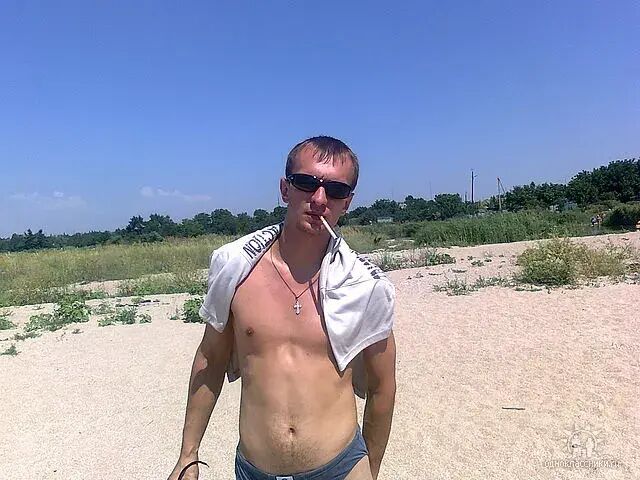  28717890  , 42 ,    