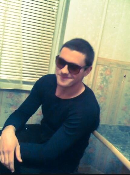  ,   Alex, 33 ,   ,   , c 