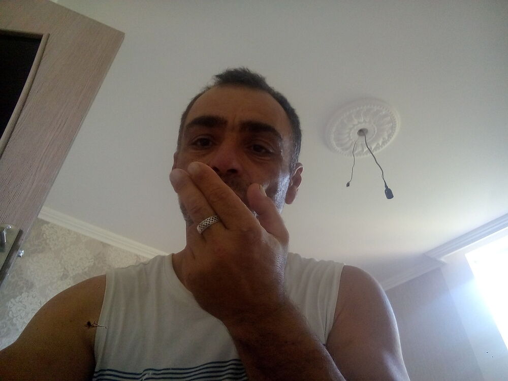  ,   Gocha, 52 ,   ,   , c 