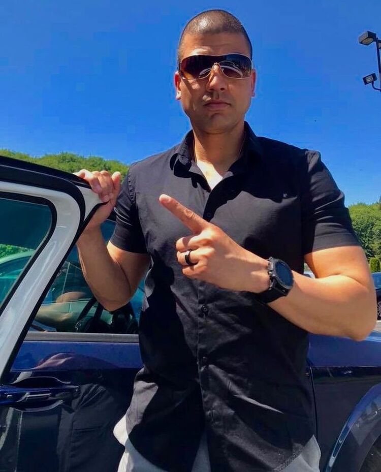  ,   Michael, 46 ,   , c 