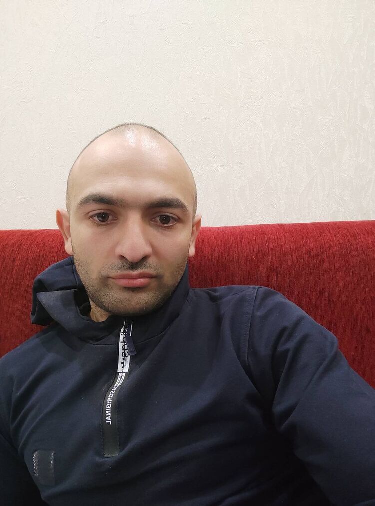  28046320  Karlen, 34 ,    