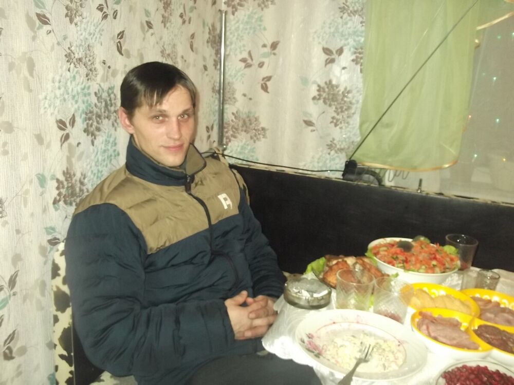  -,   Yuriy, 39 ,     , c 