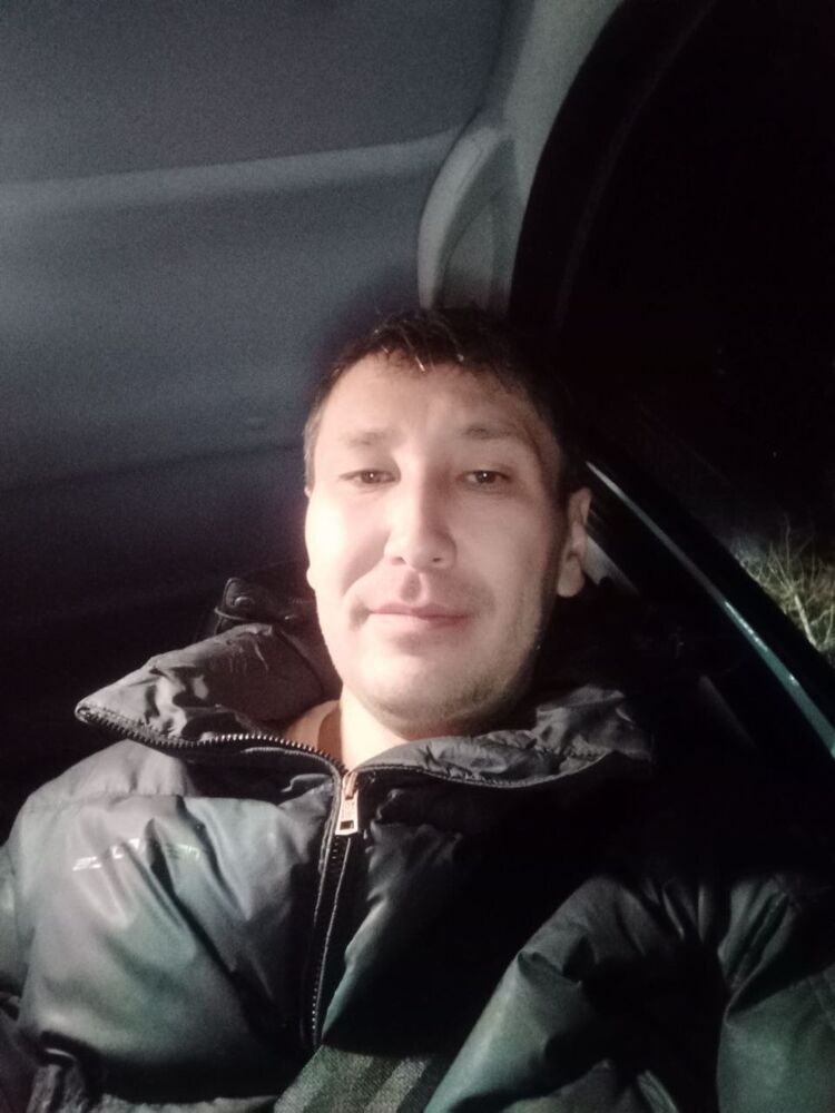  41775420  , 38 ,    
