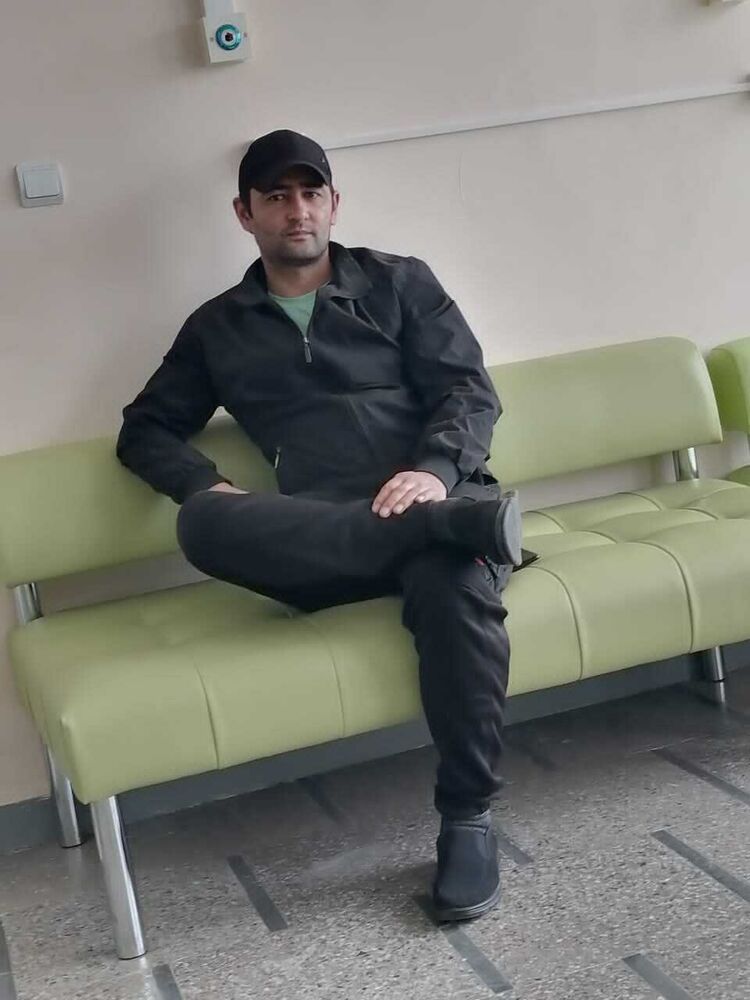  42710750  Yuldoshali, 31 ,    