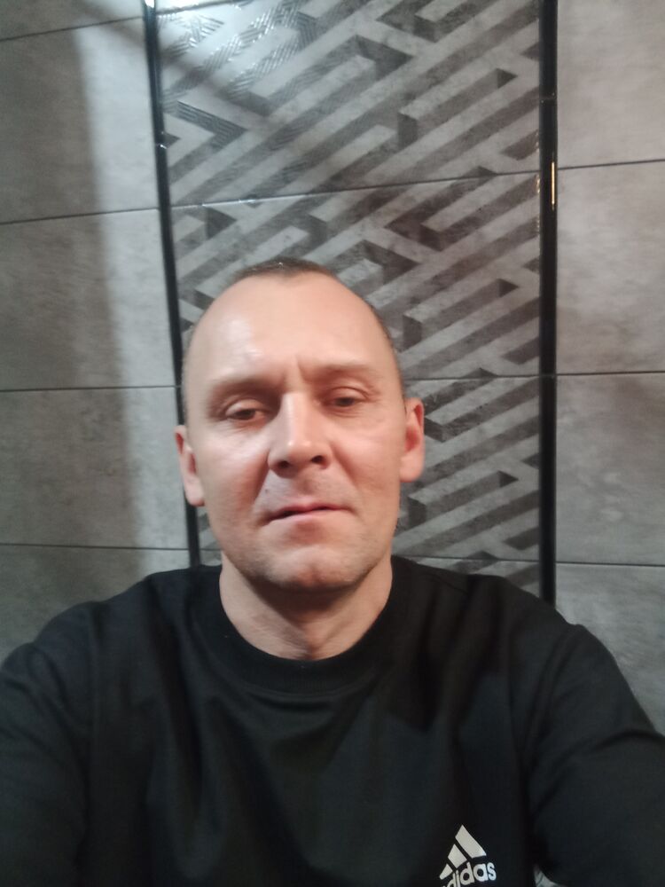  38449120  , 42 ,    