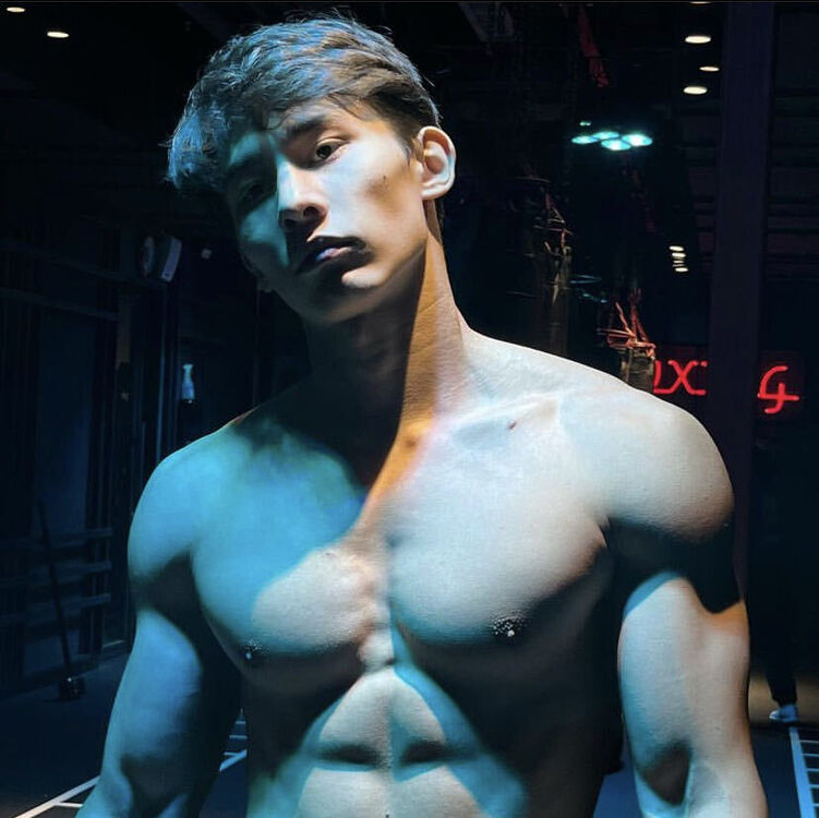 ���������� ������, ���� ����� Arthur, 25 ���, ������������ ��� ������, ����� � ���������, c�������� ���������, ���������