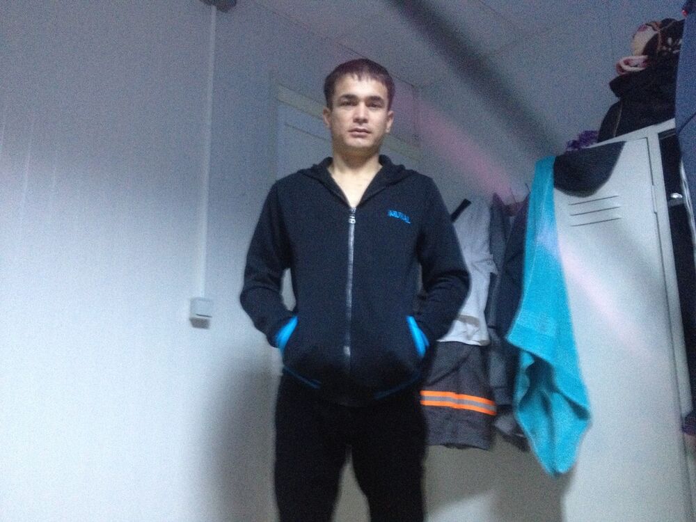  7044980  Muhammed, 39 ,    