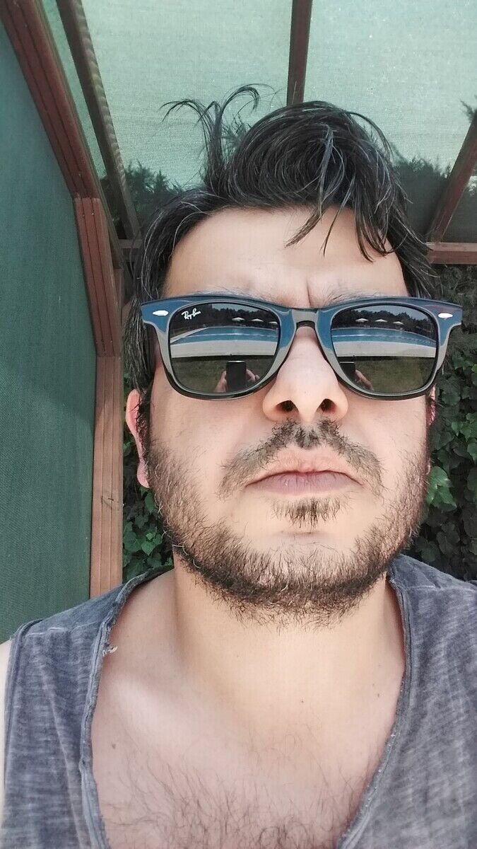  Esenyurt,   Kemal, 37 ,   ,   , c 