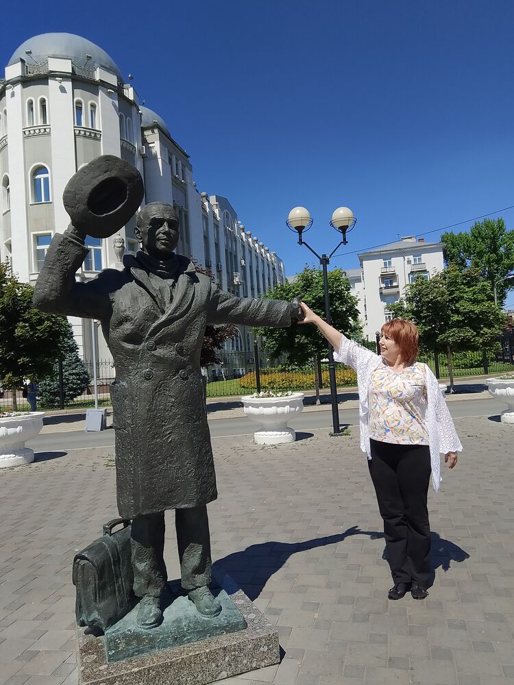  52255400  Innessa, 48 ,    