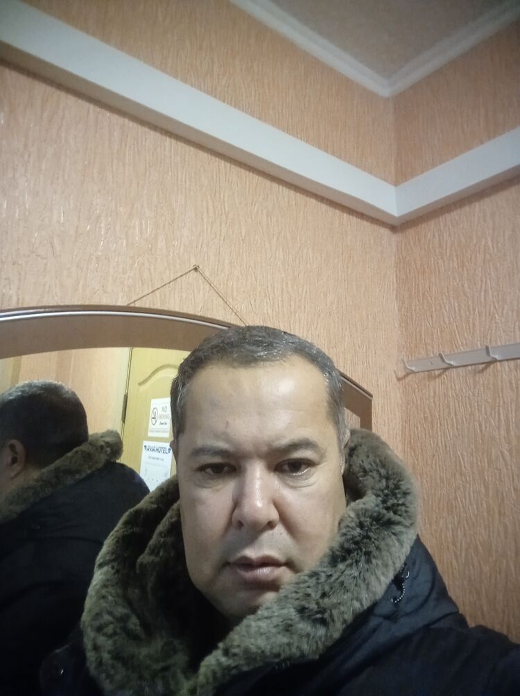  24695530  , 51 ,    
