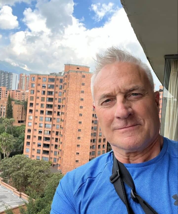 ,   Denis, 62 ,   ,   , c 