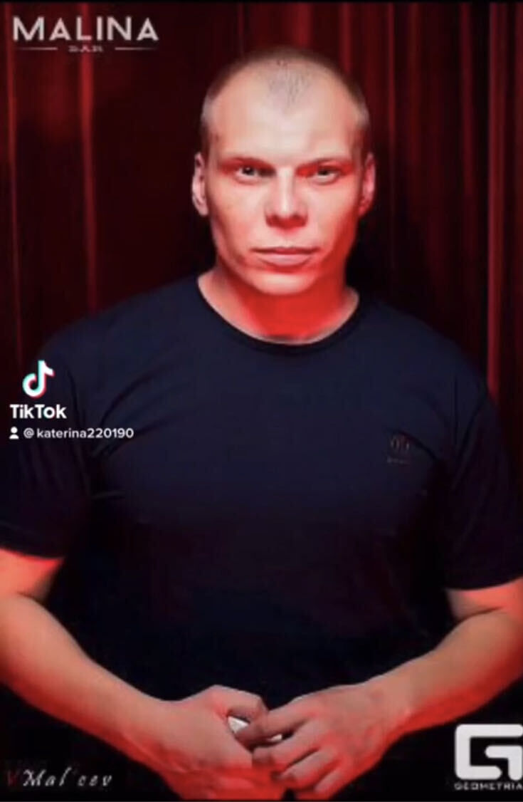  31130630  Ivan, 38 ,    