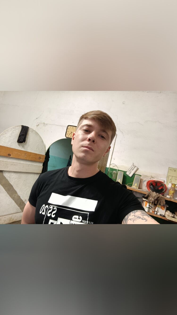 28043470  , 30 ,    -