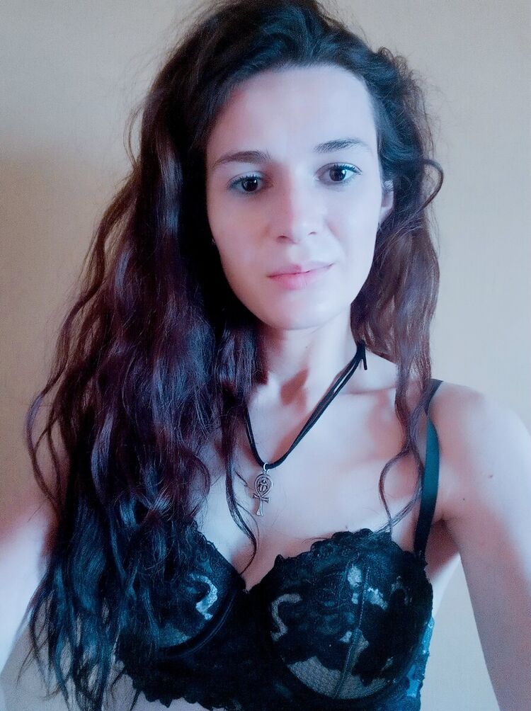  21077990  , 33 ,    