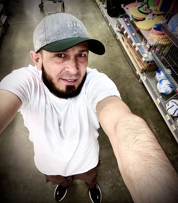  45938530  , 40 ,    