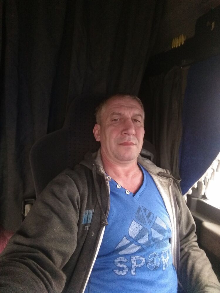  10739370  , 54 ,    -