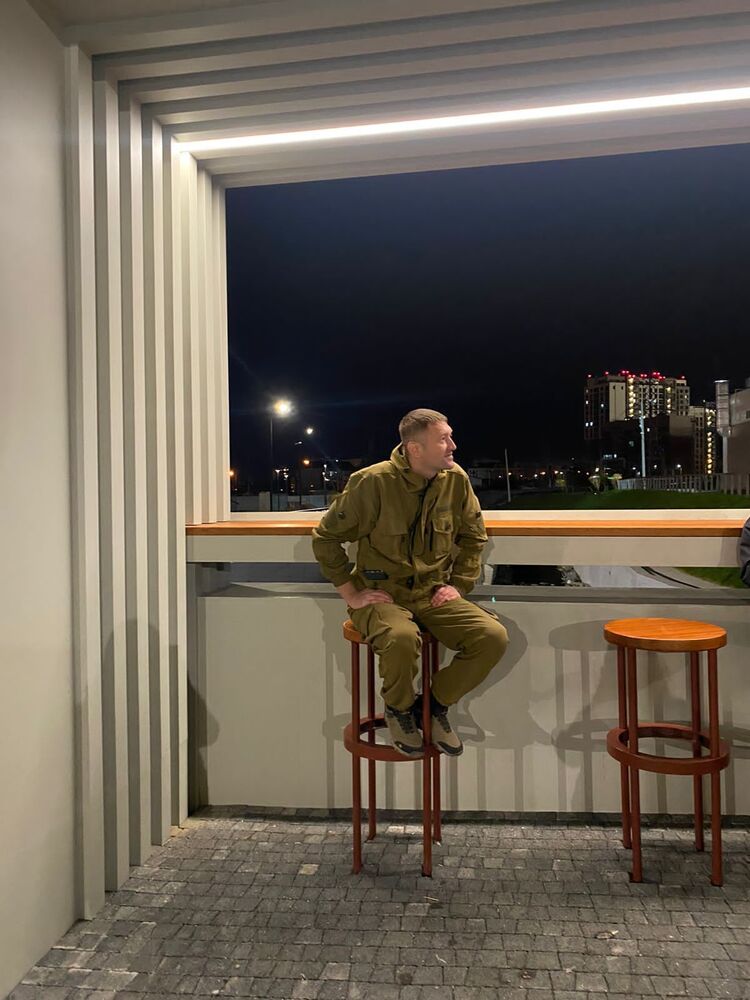  53897190  , 38 ,    -