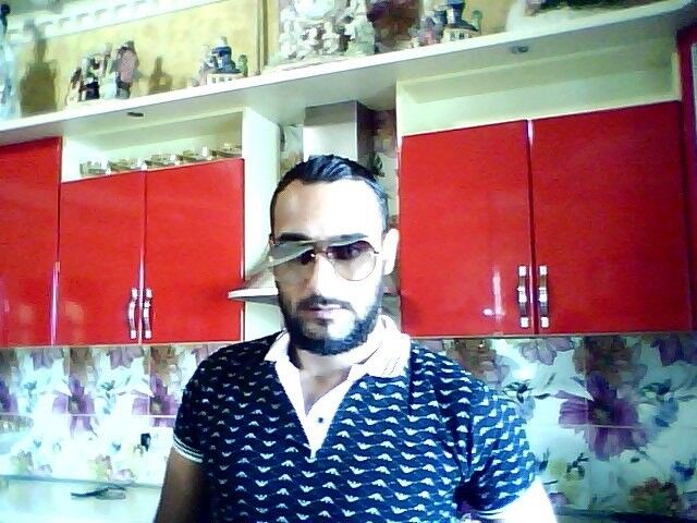  ,   Albert, 40 ,   ,   , c 
