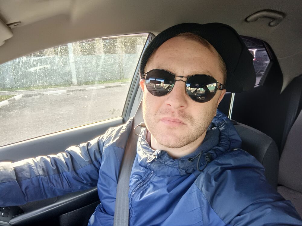  ,   Pavel, 35 ,   ,   