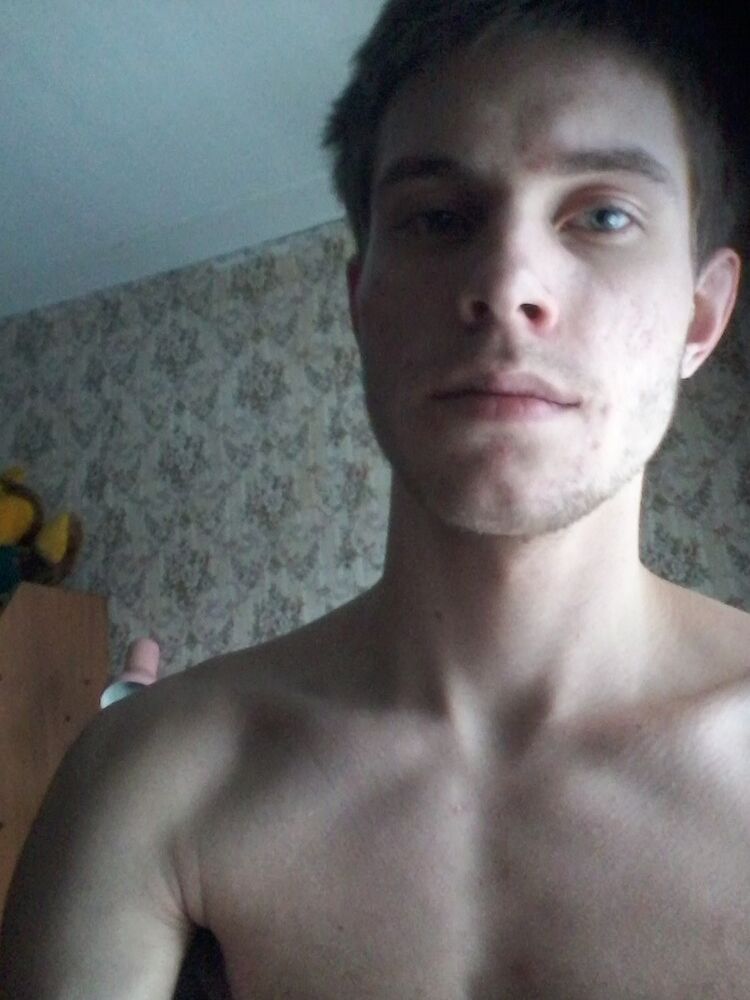  8363780  Tim, 27 ,    