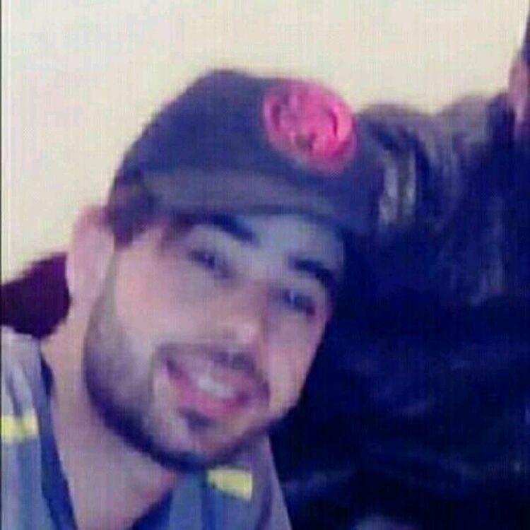  21611560  Brahim, 29 ,    Algiers