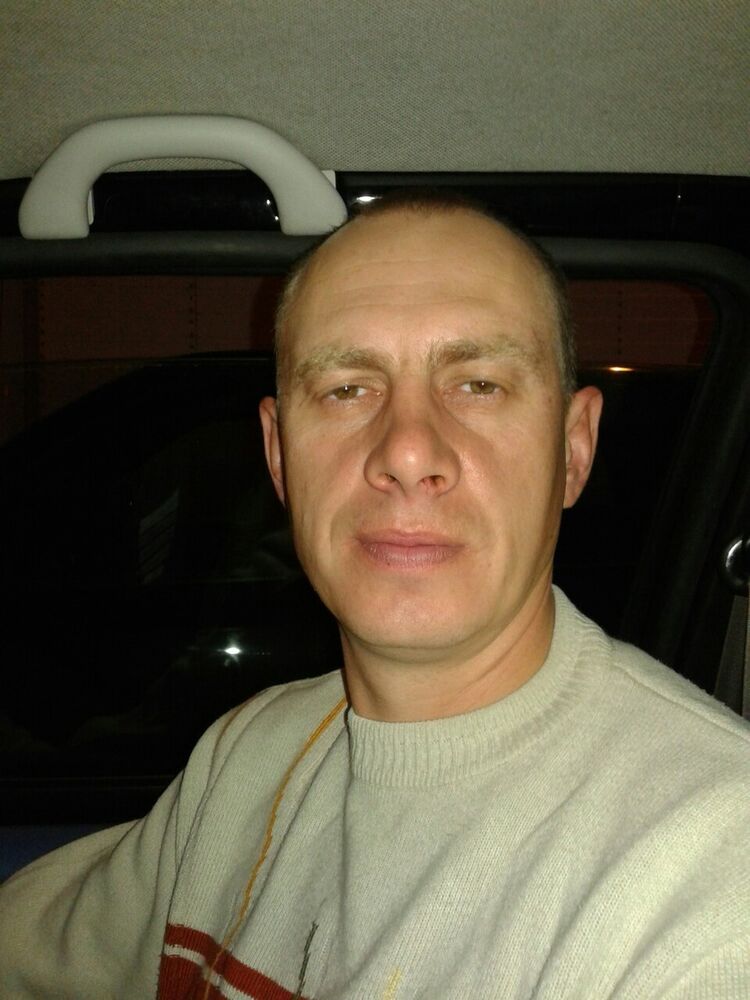  16153630  Igor, 49 ,    