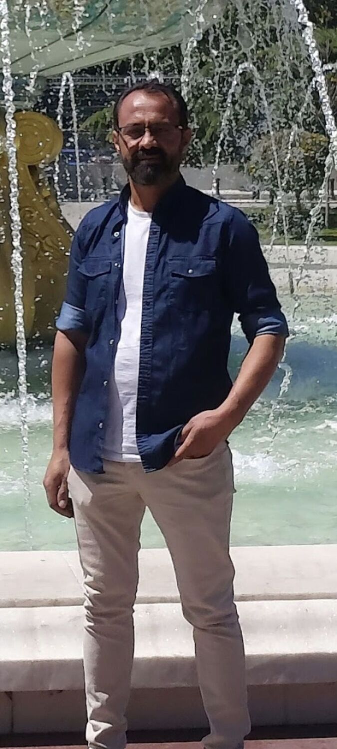  53786210  Ali, 44 ,    