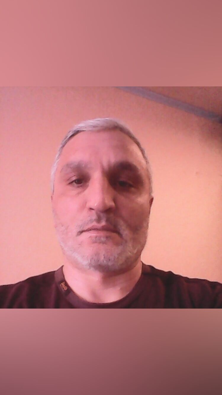  34126810  Robert, 51 ,    
