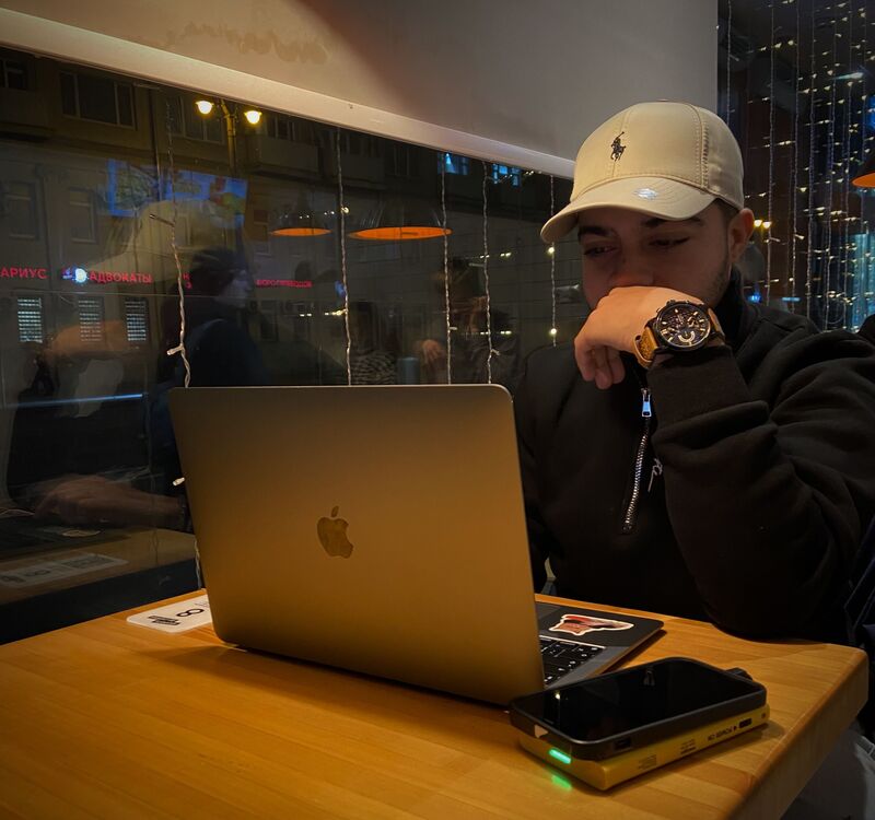  50142170  Amara, 23 ,    Palais-Bourbon