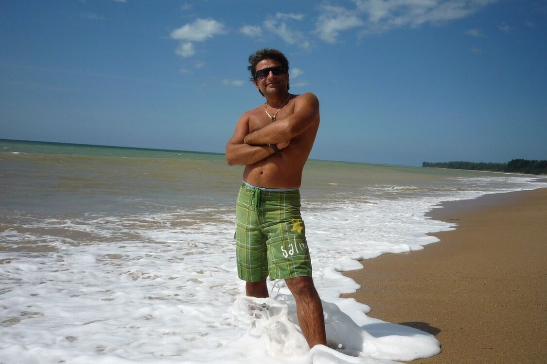  ,   Jag, 44 ,   ,   , c , 