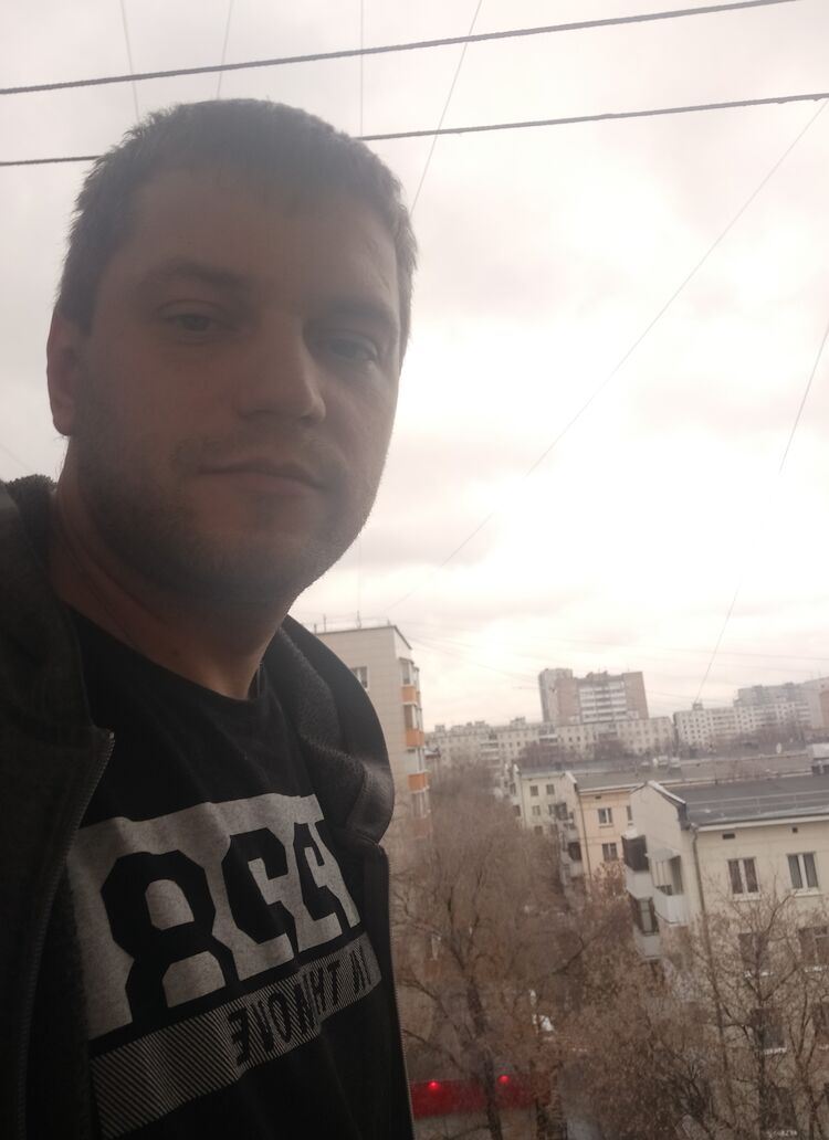  ,   Artem, 33 ,   ,   
