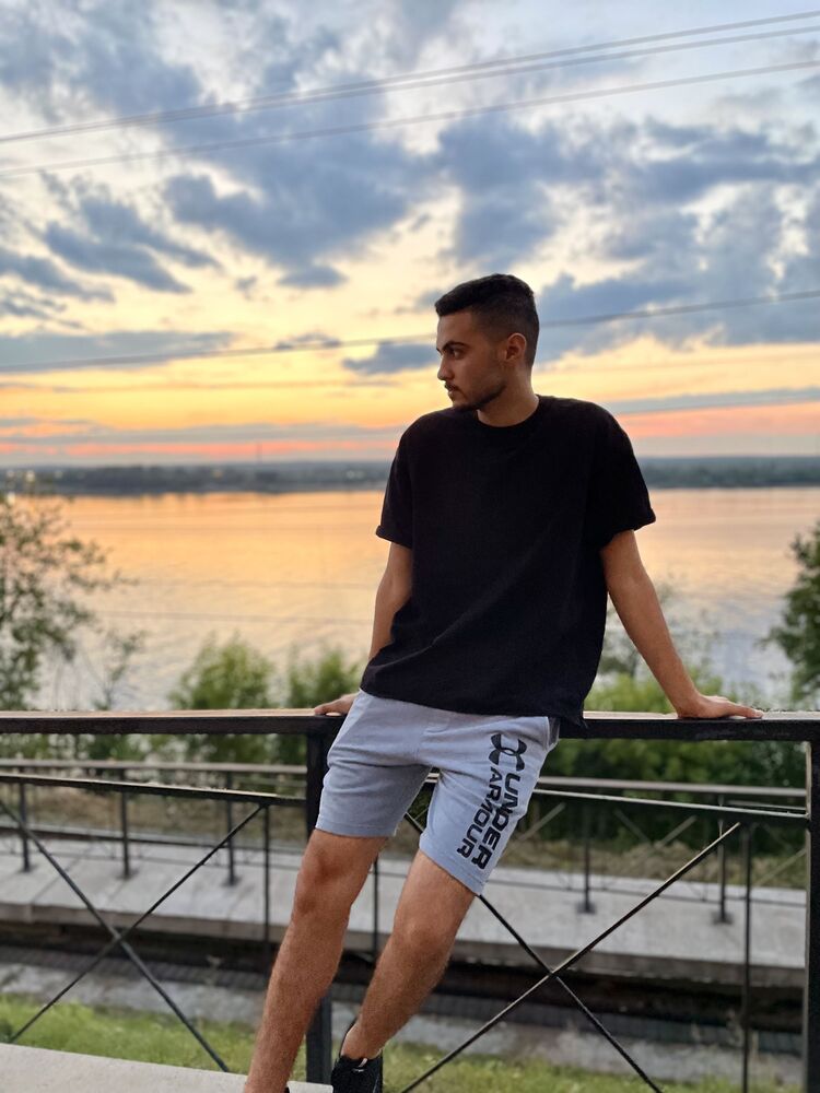  31505270  Mhmd ELSayed, 24 ,    