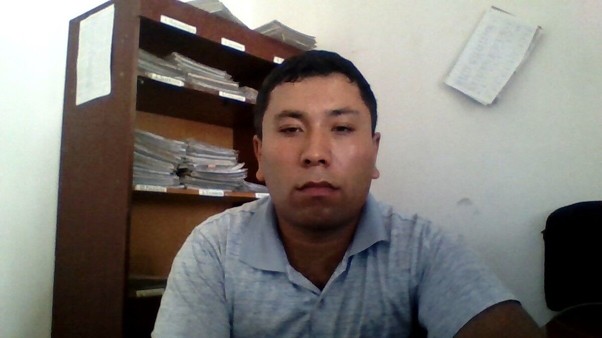  ,   Oybek, 33 ,   ,   , c , 