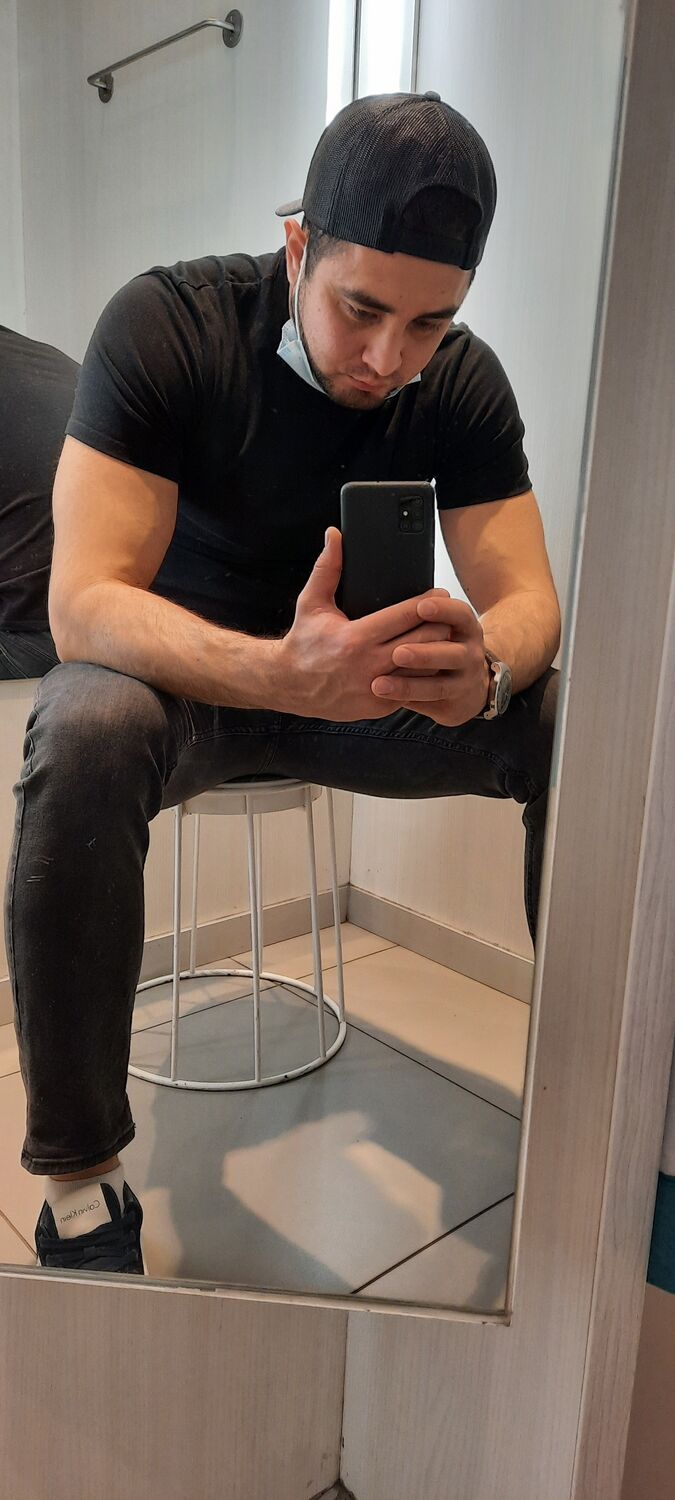  29918010  , 37 ,    
