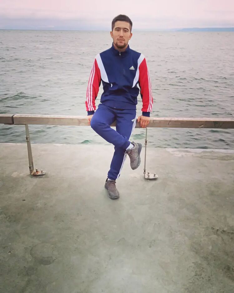 36286280  Jamshidbek, 24 ,    