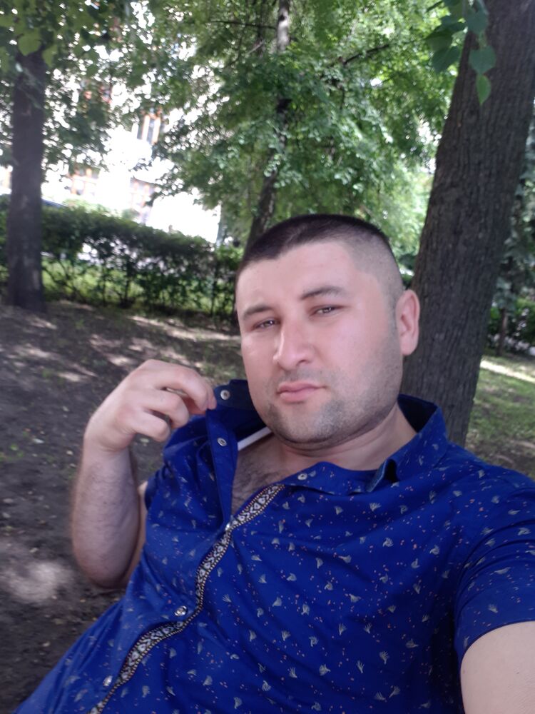  ,   Ahmad, 32 ,     , c 