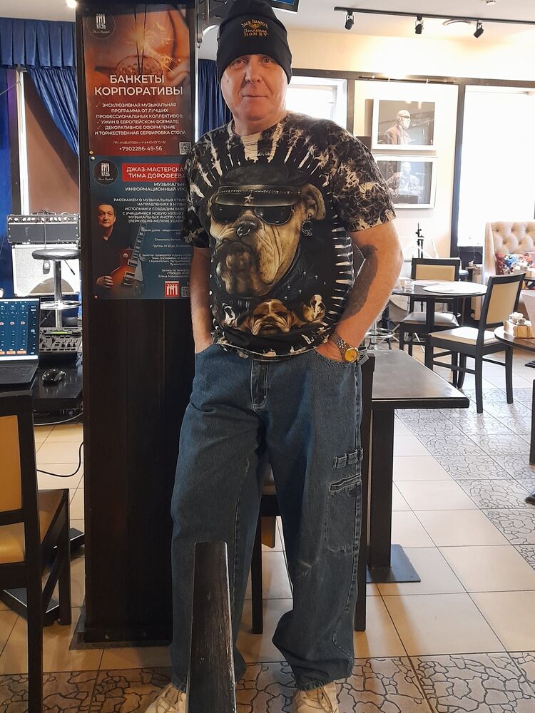  ,   Vyacheslav, 49 ,   ,   , c 
