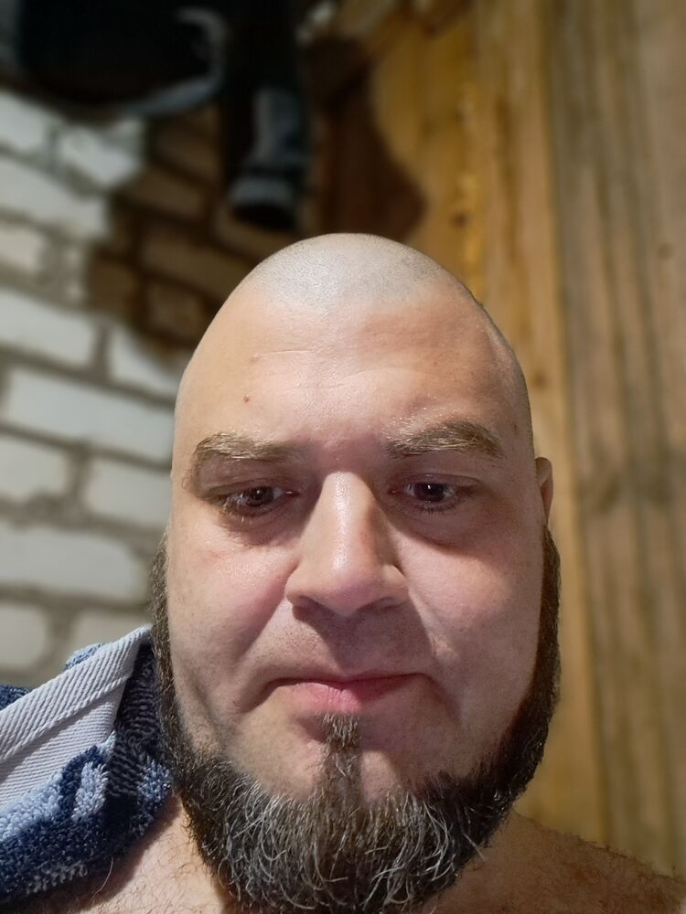  42946750  , 37 ,    