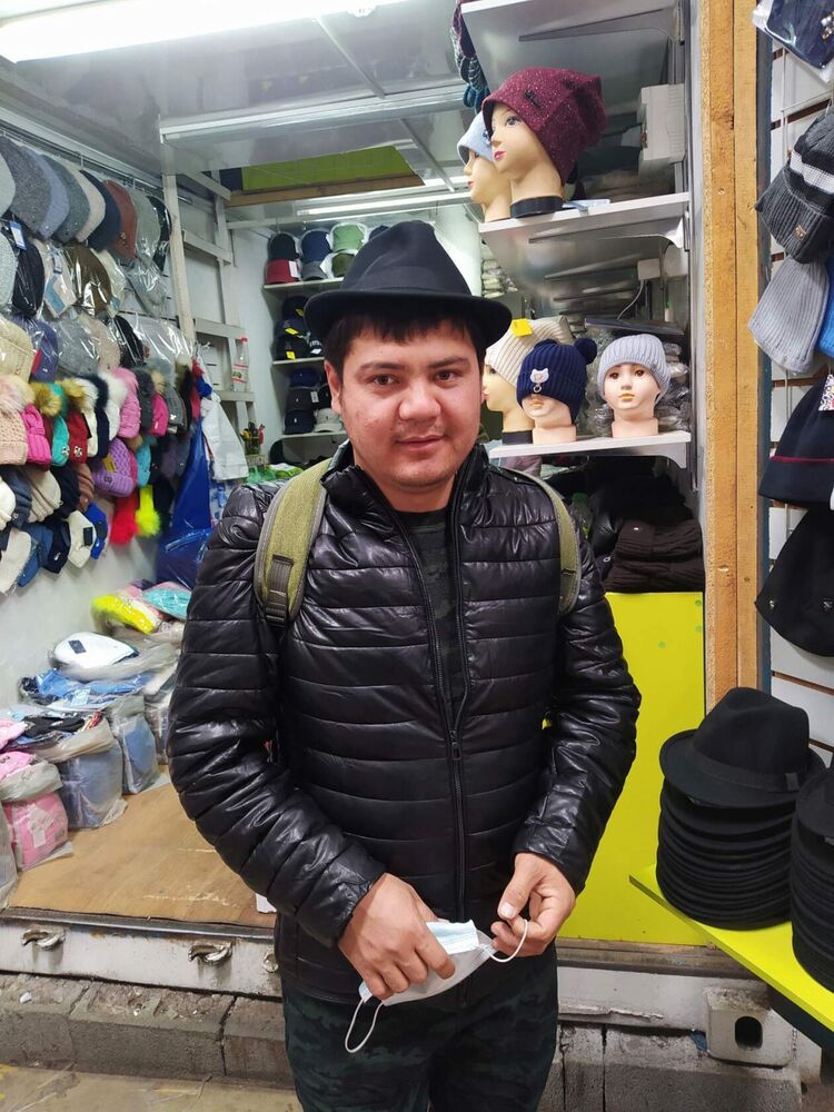  ,   Alik, 30 ,   ,   