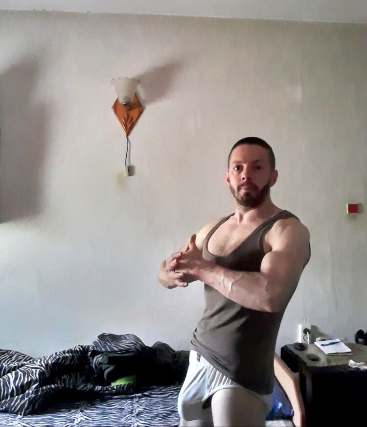   ,   Svetlin, 36 ,   ,   , c 