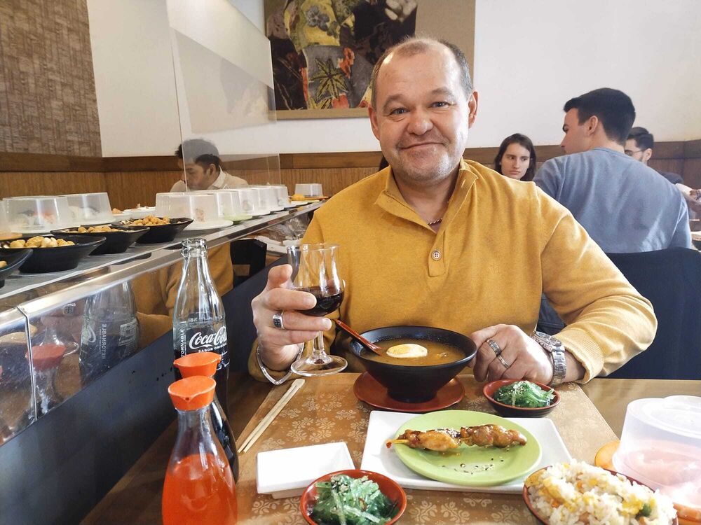  Madrid,   Sergiy, 54 ,   ,   , c 
